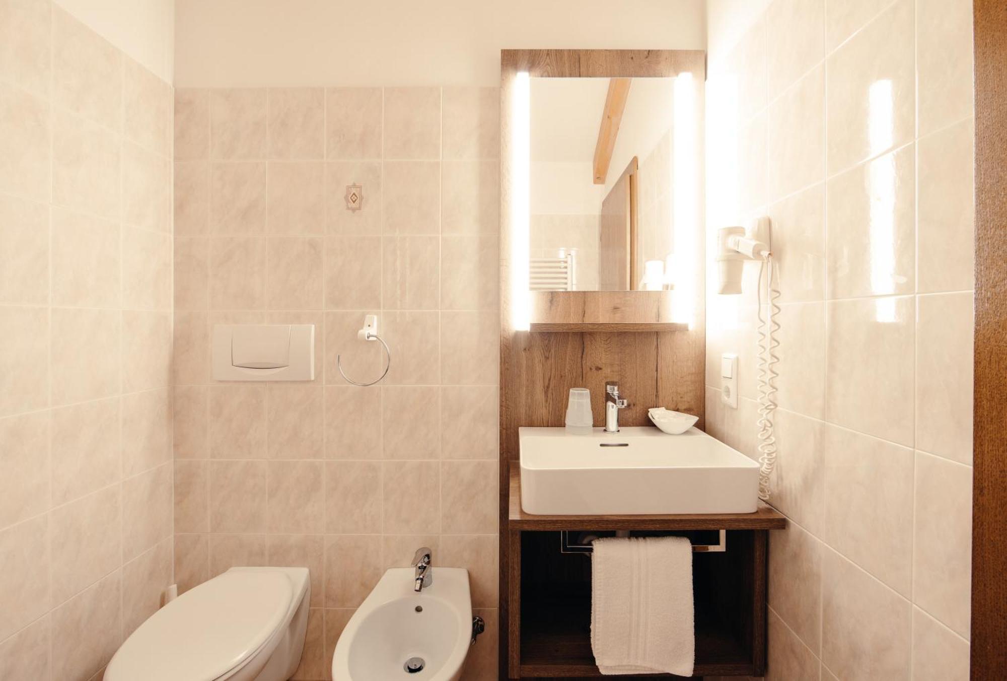 Hotel Ludwigshof & Luvina Trodena Szoba fotó